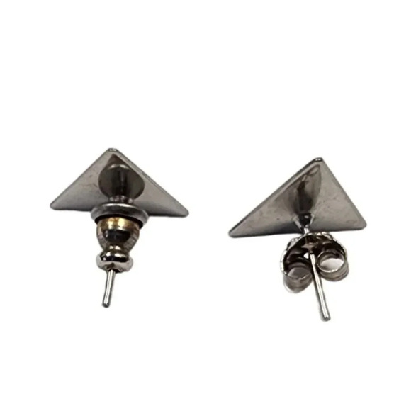 Vintage Black Enamel Triangle Stud Earrings - Picture 2 of 2